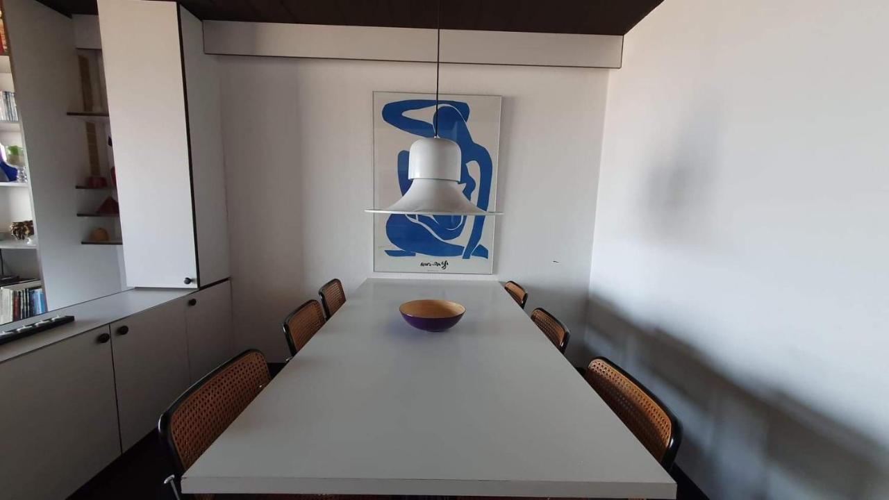 Modern appartement met frontaal zeezicht en privé parking Knokke-Heist Exterior foto