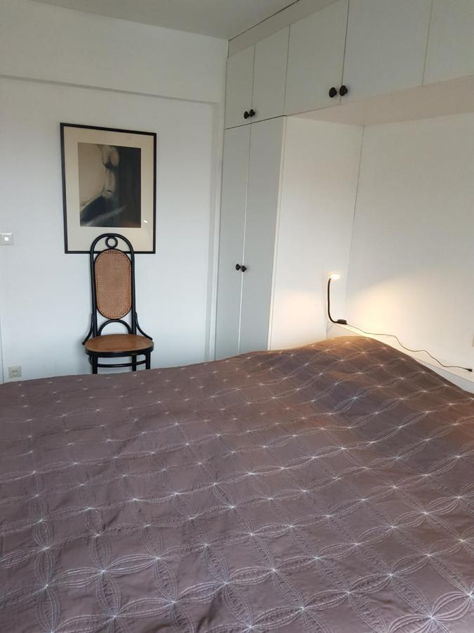 Modern appartement met frontaal zeezicht en privé parking Knokke-Heist Exterior foto